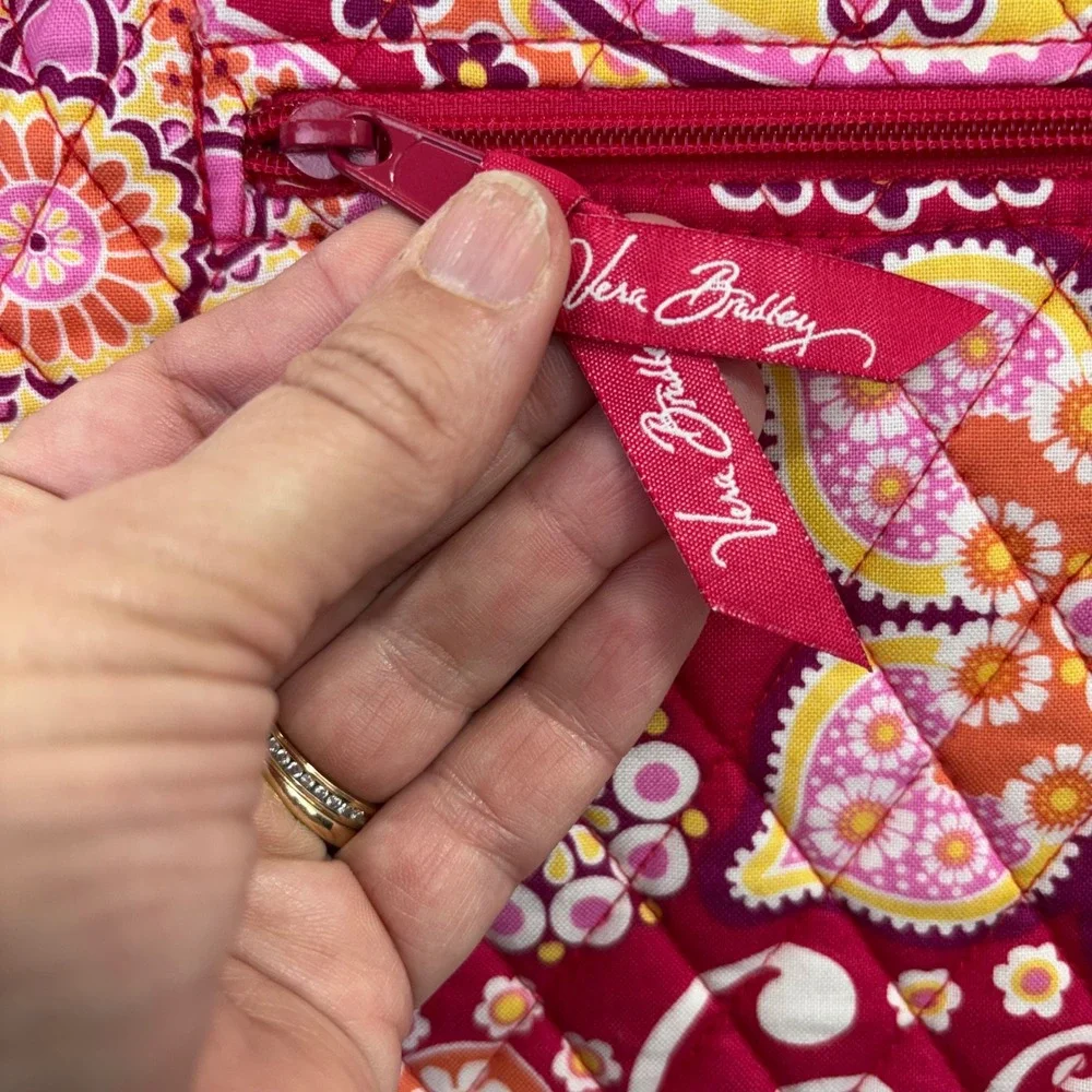 NEW‎ Vera Bradley Pink Paisley Quilted Crossbody Shoulder Bag Adjustable Strap